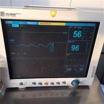 SIEMENS修好可测西门子心电监护仪开机上电指示灯不亮维修