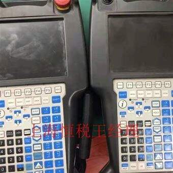 FANUC维修保养FANUC机器人示教器启动屏幕白屏状态维修